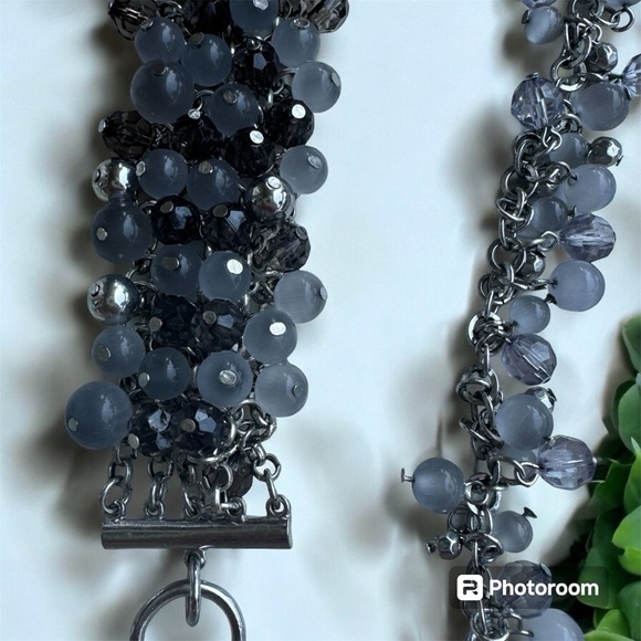 Banana Republic Elegant Gray Beaded Necklace and Bracelet Set - Picture 4 of 5